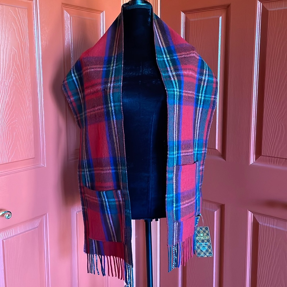 Patrick King Woollen Company Tartan Wool Pocket Scarf - color is “Royal Stewart”